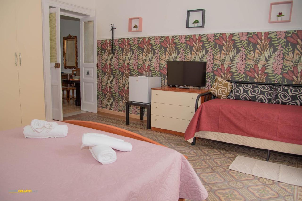 Victoria Suite Casa Vacanza Taranto Exterior photo