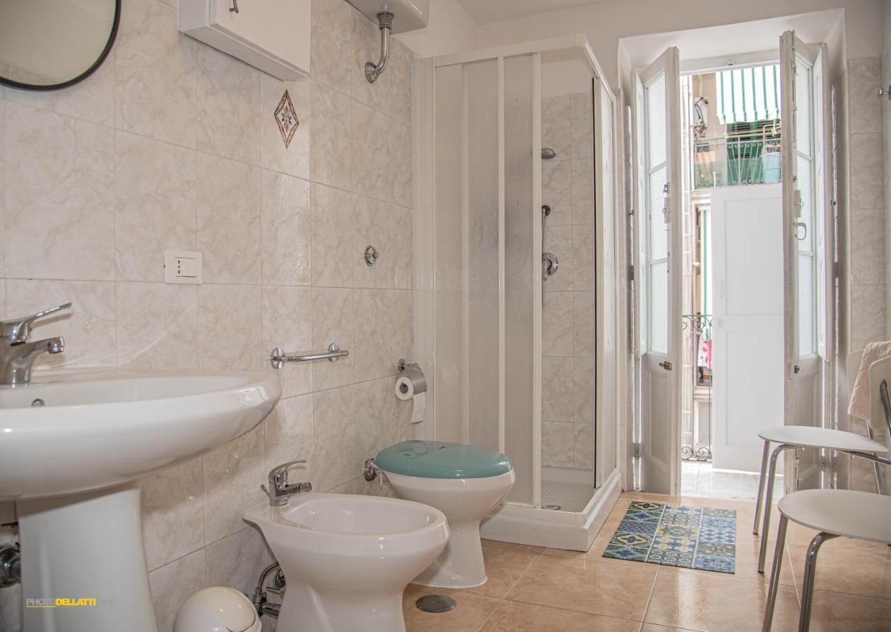 Victoria Suite Casa Vacanza Taranto Exterior photo